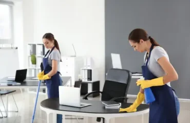 Professional Office Cleaning Services in Montreal, Laval, Longueuil & Quebec City Professional Office Cleaning Services in Montreal, Laval, Longueuil & Quebec City